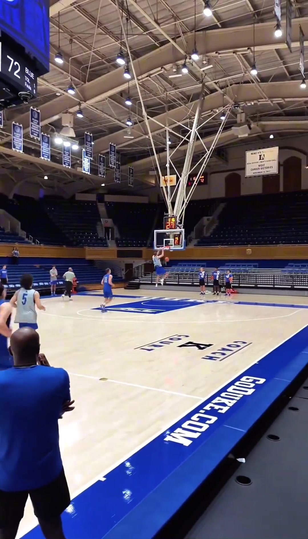 这速度和运动能力就知道这状元不会水