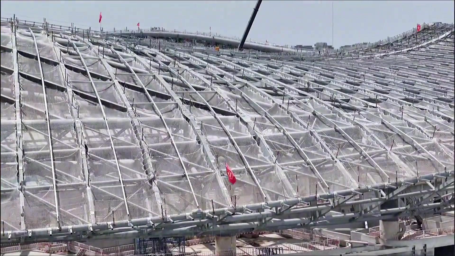 中国速度看山东可容纳6万人的黄河体育中心足球场主体全部完工