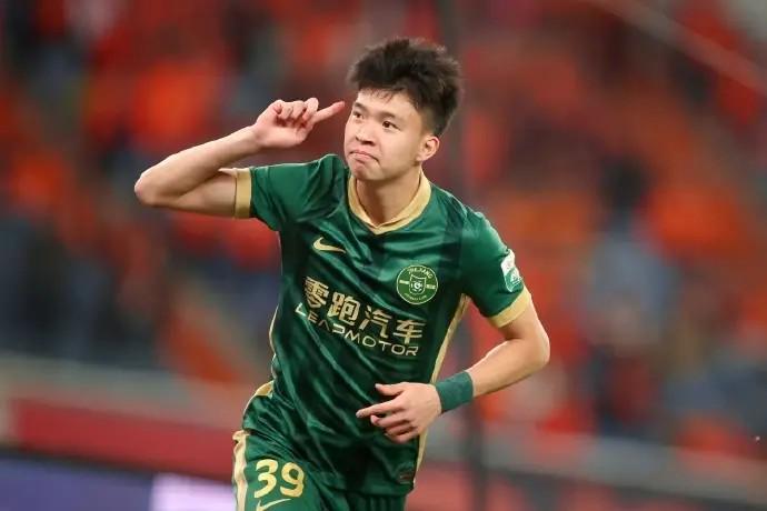 中国球员留洋要分几步走？看看日本足球的“参考答案”