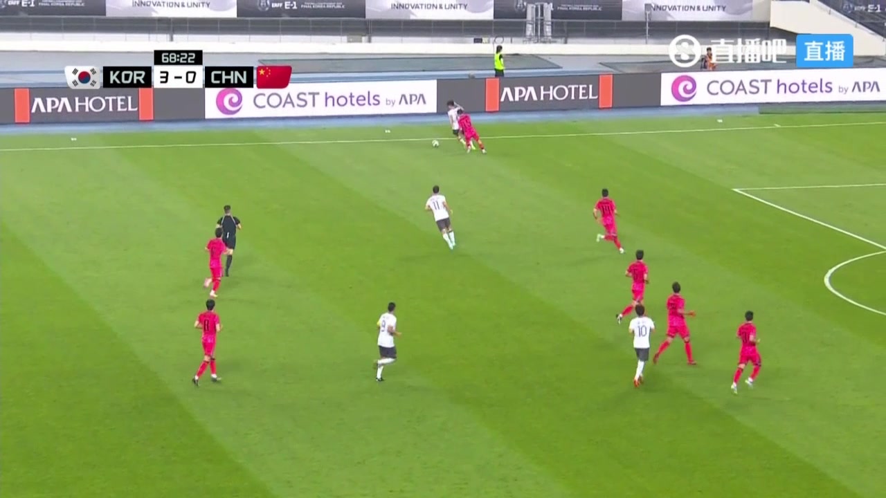 王钰栋上演精彩过人解说太厉害了这纯粹是个人能力