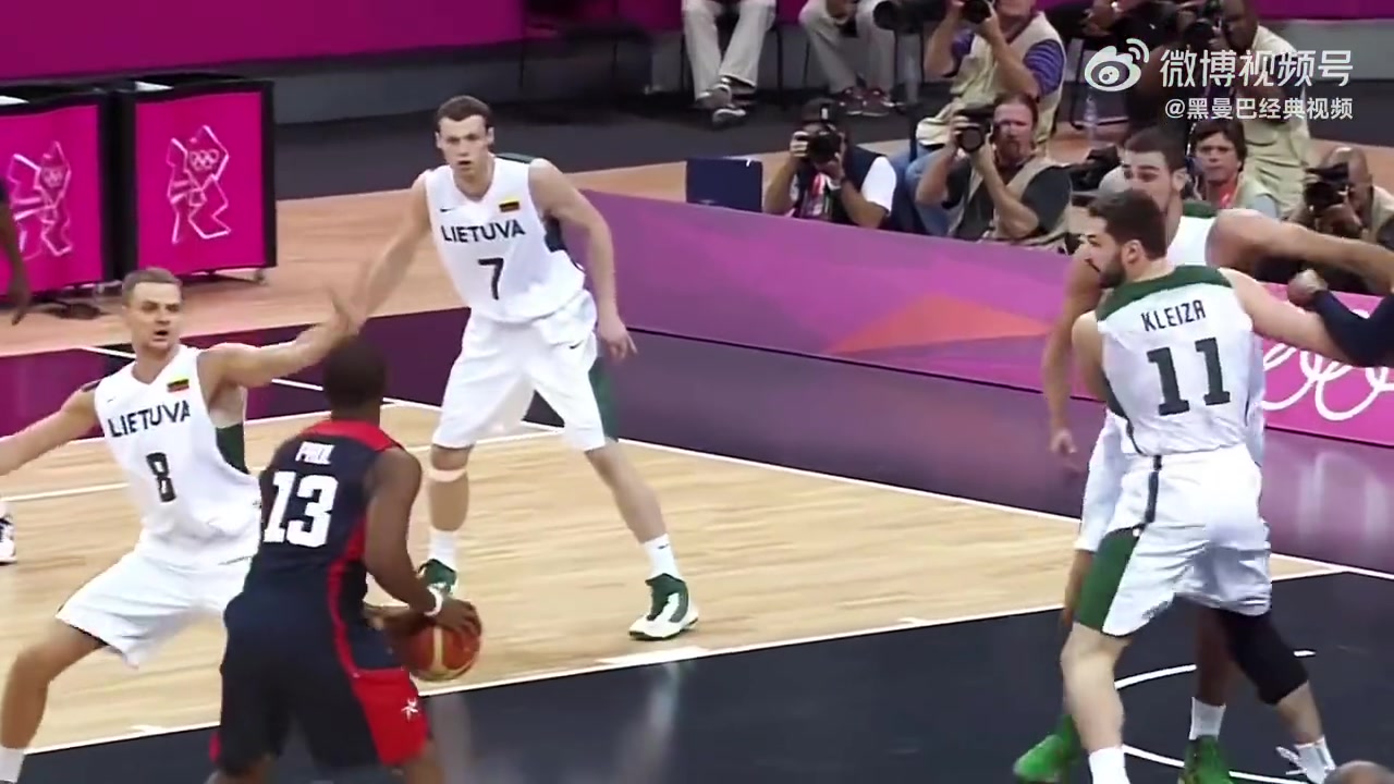 哪怕是在FIBA赛场保罗这技术也是大杀器的存在