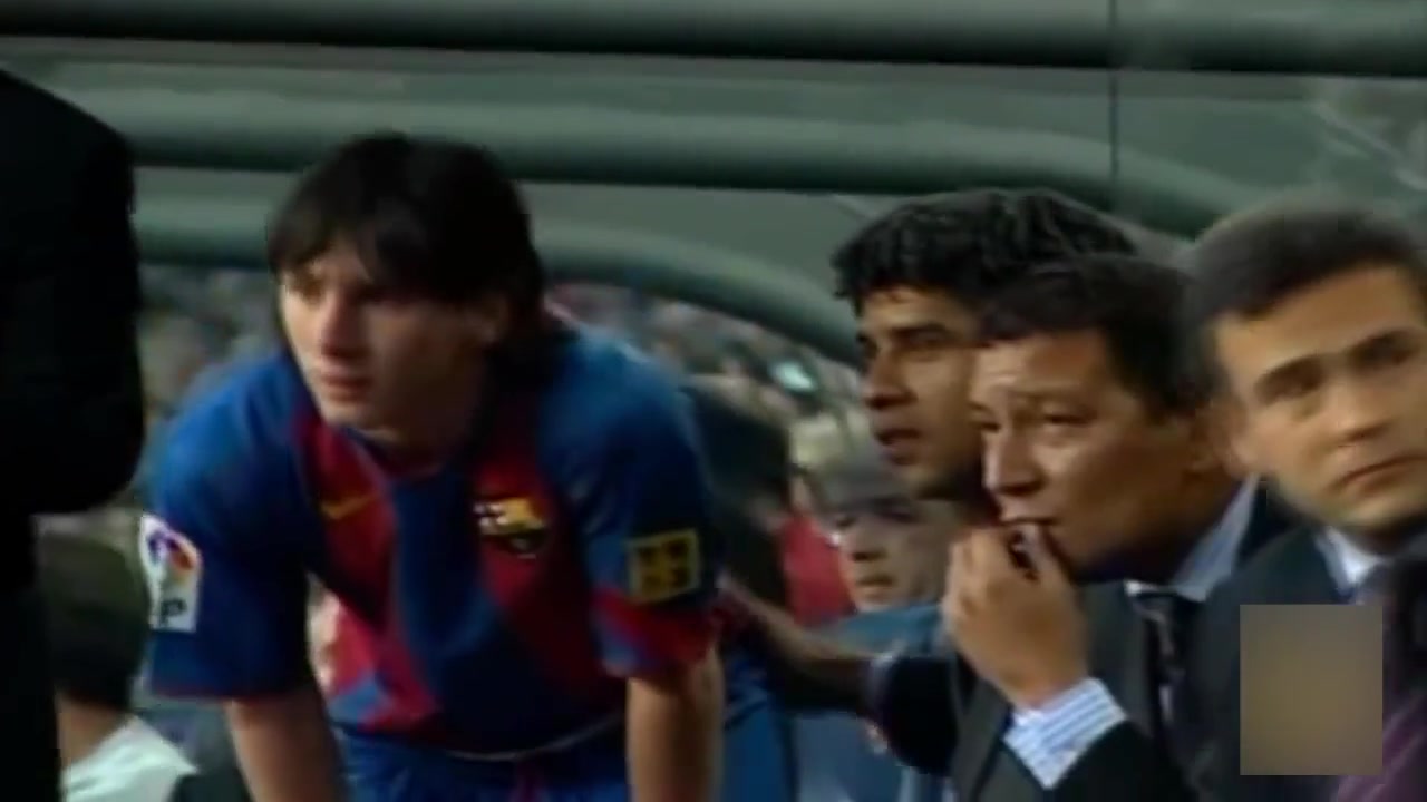 档次上的差距20岁的梅西突破起来无视各种后卫