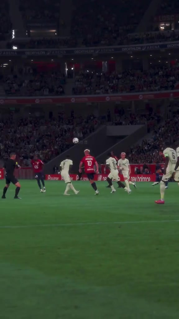 越老越妖近距离欣赏吉鲁在法甲赛场的绝杀进球