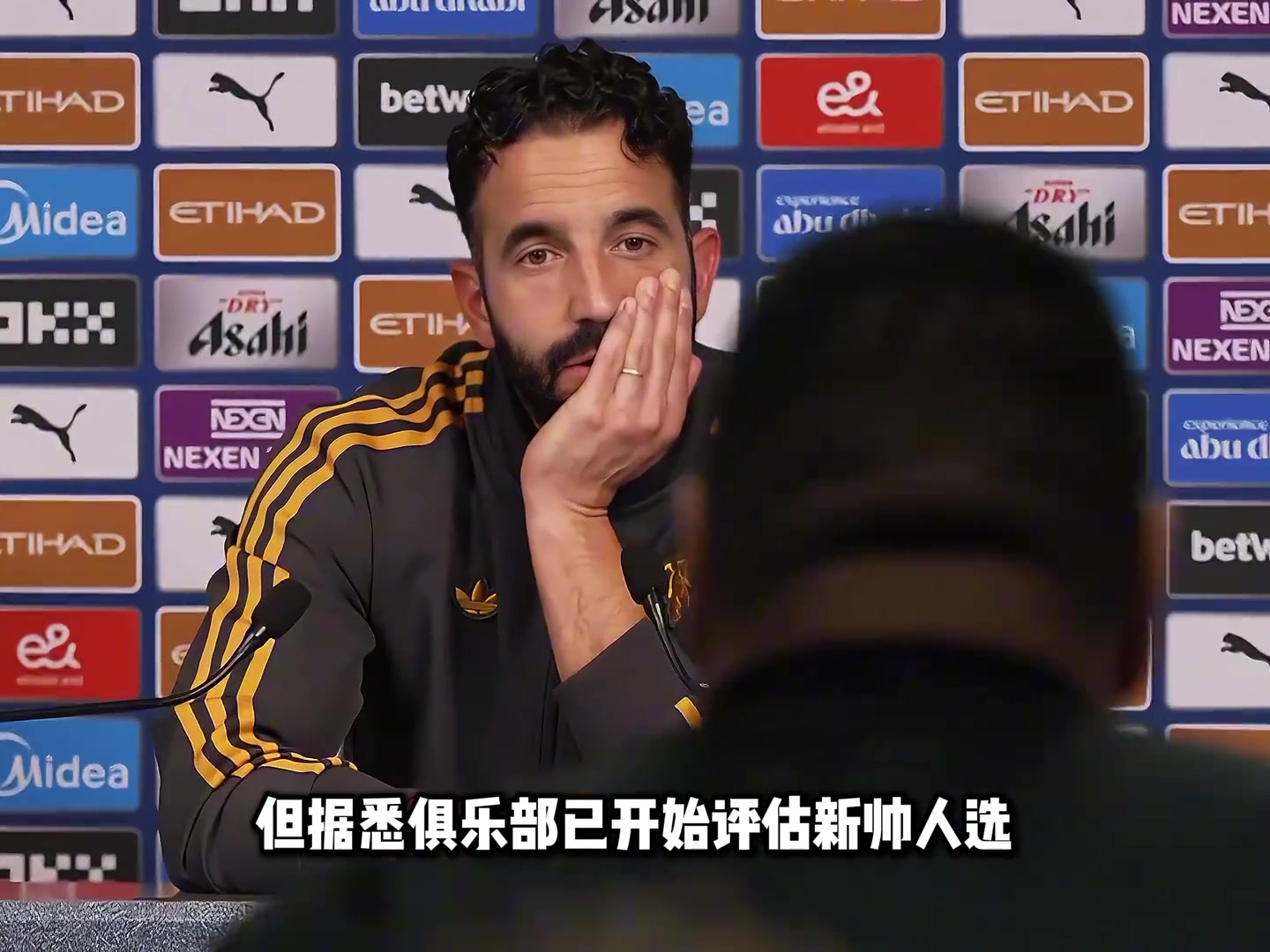 真的假的曼联要用埃梅里来替换阿莫林埃梅里带不了豪门